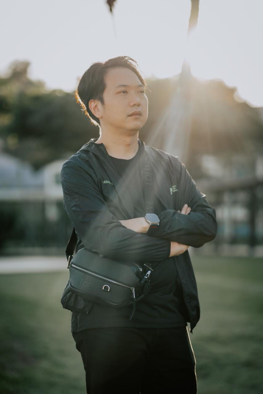 Gavin Sim